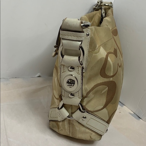 Coach signature beige tan Carly optic white trim - Picture 4 of 10